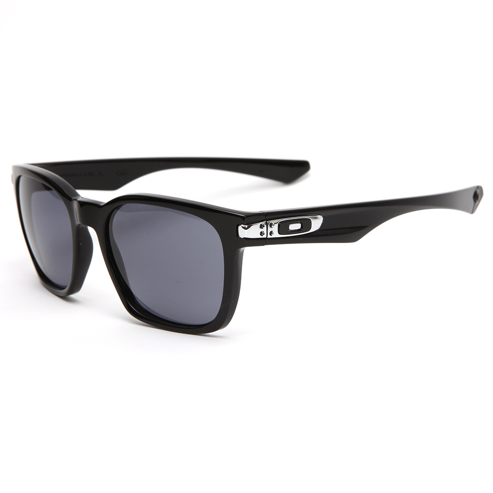 Oakley garage Rockマロン8です。 OAK23_MUZM_MARS_Packaging_SQ-