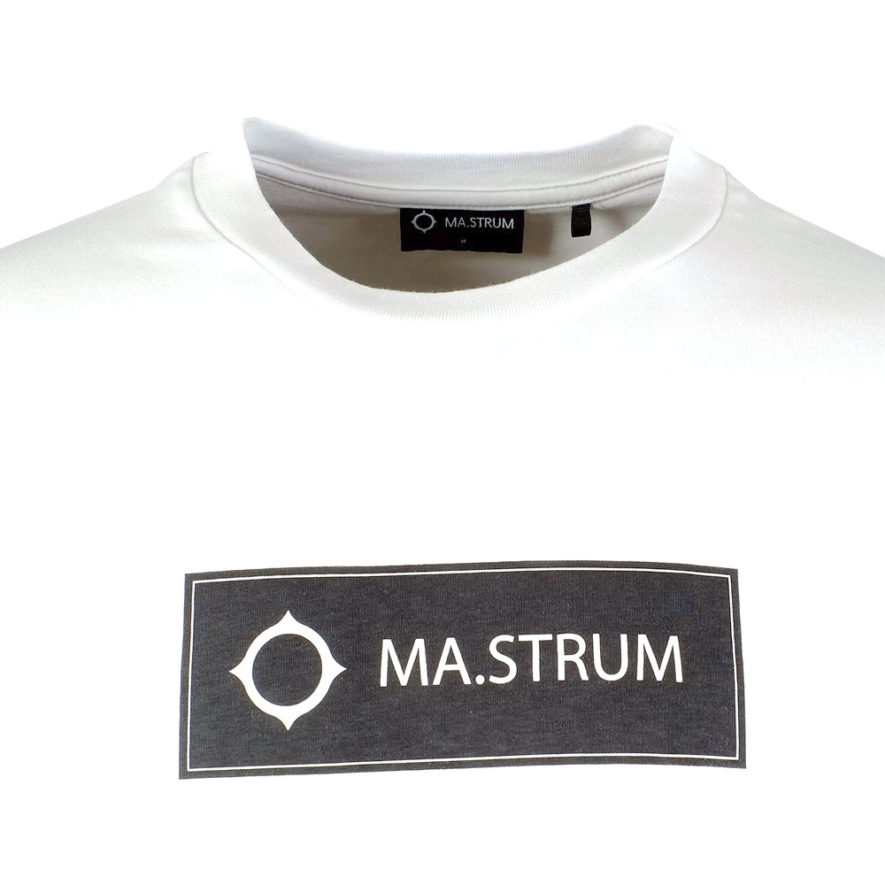 ma strum box logo t shirt