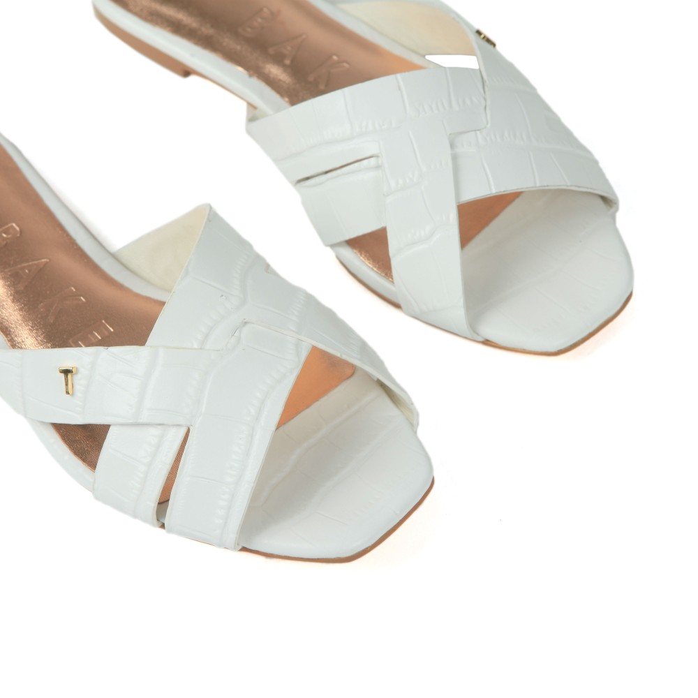 zelania leather croc effect flat sandal