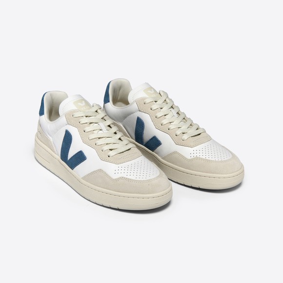 Veja Mens White V90 O.T. Trainer  main image