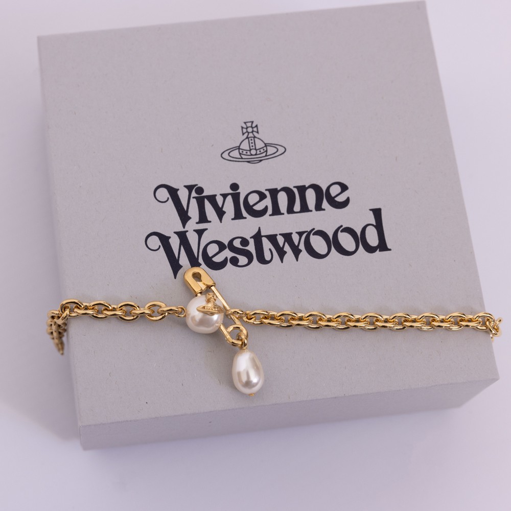 Vivienne Westwood☆Claude pearl and chain bracelet【UK発】 Vivienne Westwood Faux Pearl Claude Bracelet | Harrods US