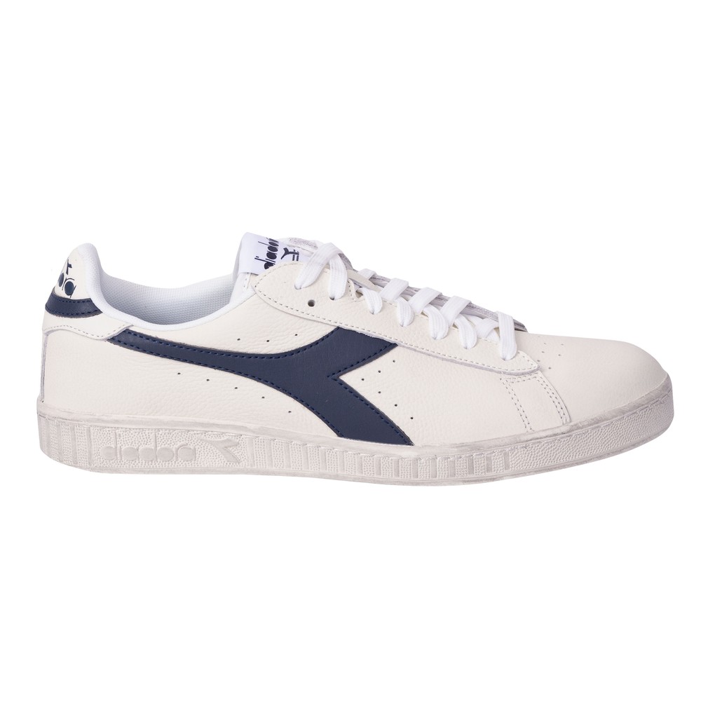 Game Low Waxed Trainer
