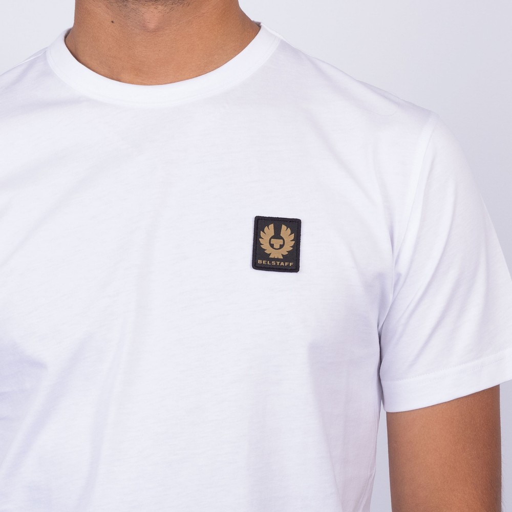 Tシャツ・カットソー BELSTAFF FW25 T-SHIRT CON PATCH LOGO (100055 WHITE) Belstaff Patch Logo T Shirt | Oxygen Clothing