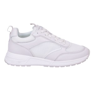 Bethnal Trainer