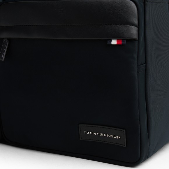 Tommy Hilfiger Mens Black Nylon Duffle Bag