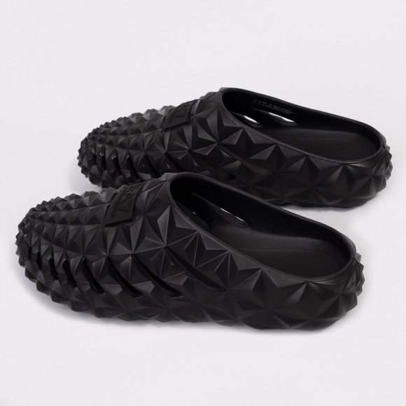 EA7 Emporio Armani Mens Black Geometric Motif Slider main image