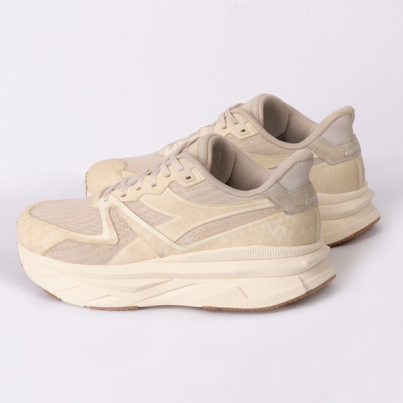diadora Mens Beige V7000 Dip Dye Trainer main image