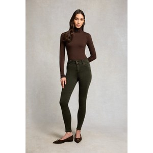 Contour Skinny Jean