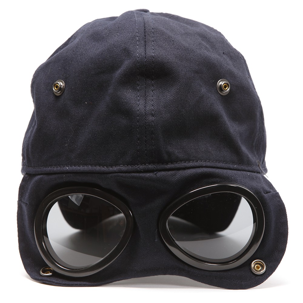 Сипикомпани. P company офники. Сипикомпани. Куртка сипи компани с очками. P company с линзами.